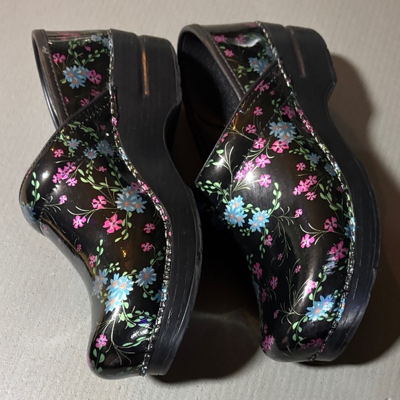 Dansko Black Floral Clogs - Picture 7 of 7